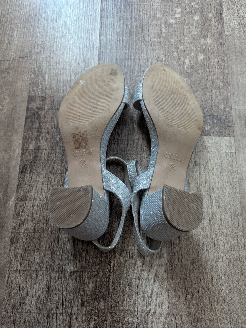 Women's Dream Paris Low Chunk Heels